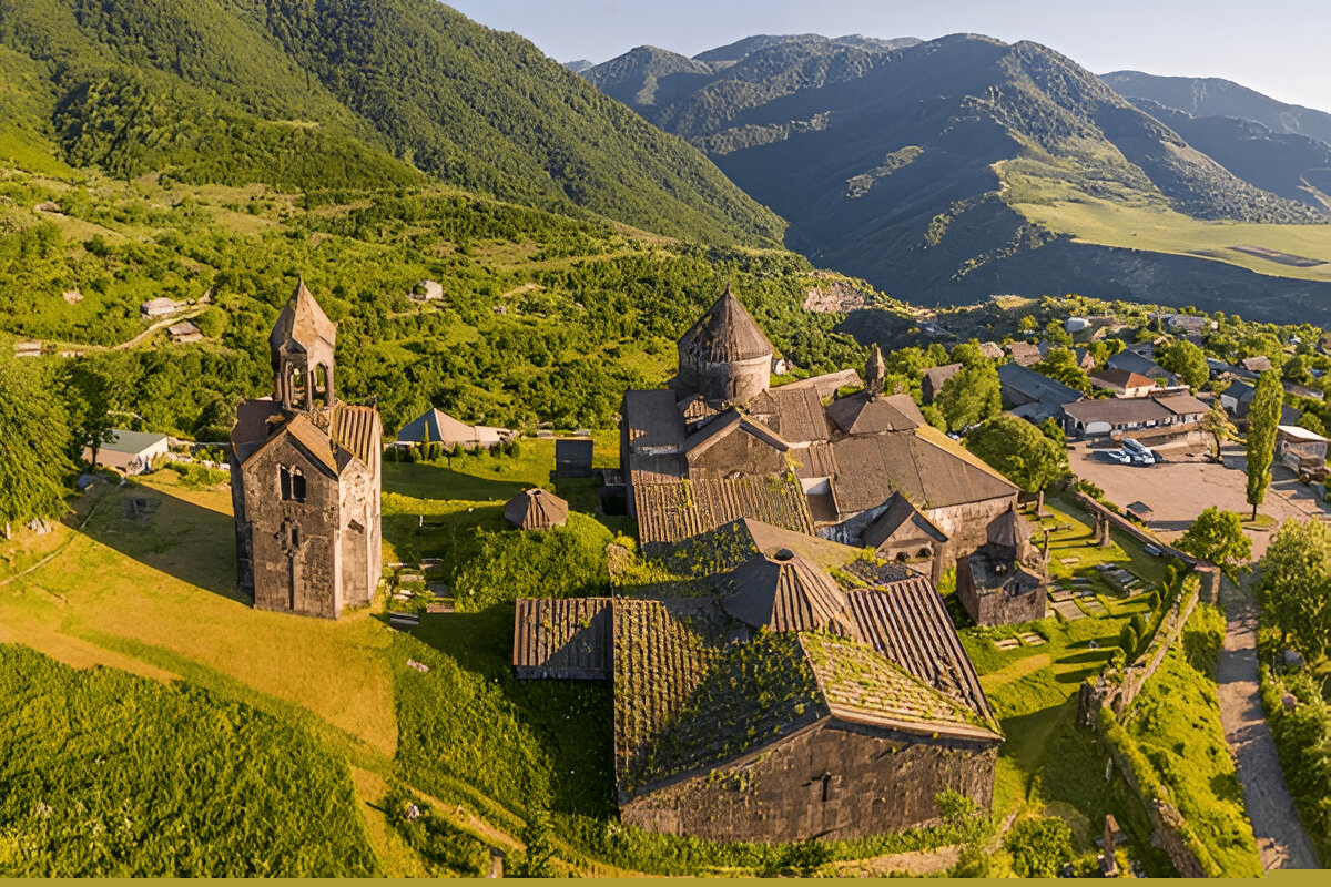 Tbilisi to Akhtala Haghpat Sanahin Alaverdi Monasteries GroupTour image 7