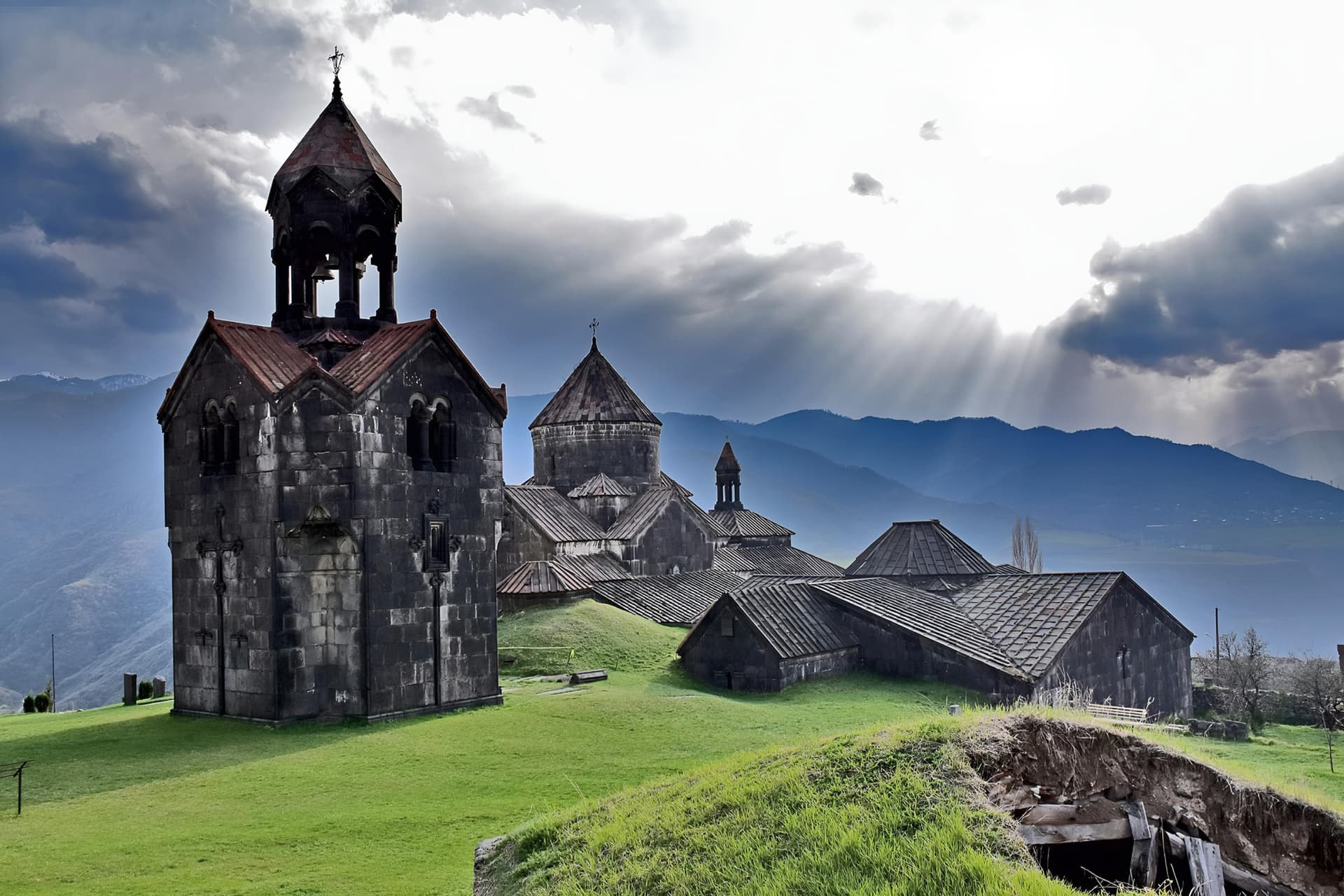 Tbilisi to Akhtala Haghpat Sanahin Alaverdi Monasteries GroupTour image 3